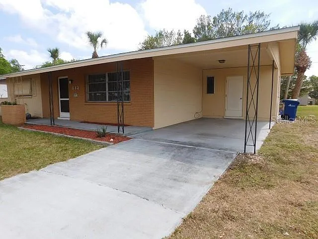 2 bed, 1.5 bath, 1014 sqft, $1,960 — Photo 3