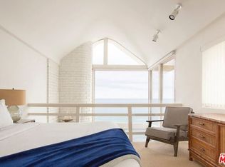 25362 Malibu Rd APT 3, Malibu, CA 90265