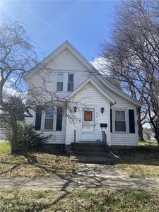 418 Adams Ave, Huron, OH, 44839