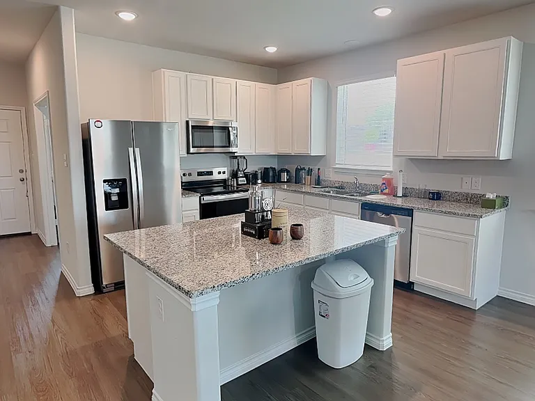 2436 Dahlia Dr — Photo 6