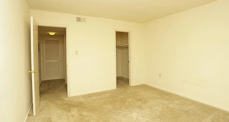 Arbor Glen Apartments — Photo 5