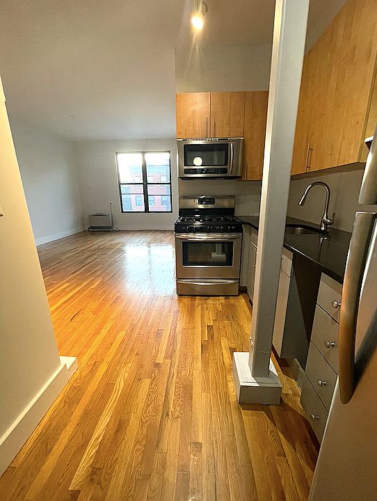 1st image of 101 Jefferson Ave #4N