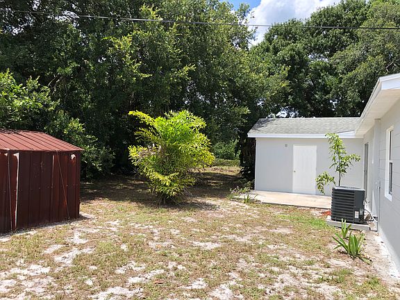 3rd image of 2359 1st Ct SE