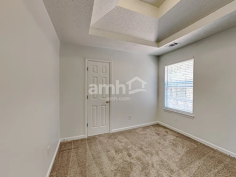 227 Penny Ln — Photo 21