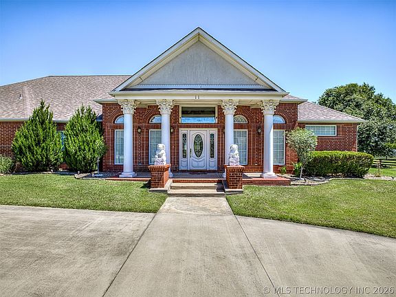 5th image of 11 Longacre Dr