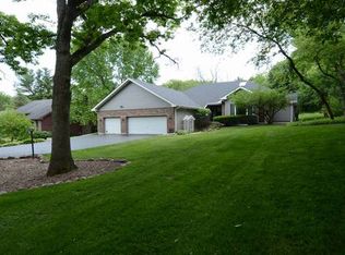 3819 N Tamarack Trl, Crystal Lake, IL 60012