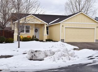 20040 Mount Hope Ln, Bend, OR 97702