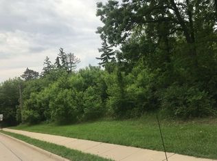 1405 Kelly Ln, Dubuque, IA 52003