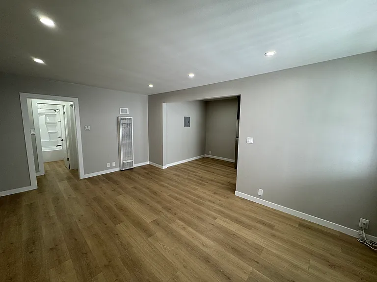 1733 Garfield Pl #12 — Photo 4