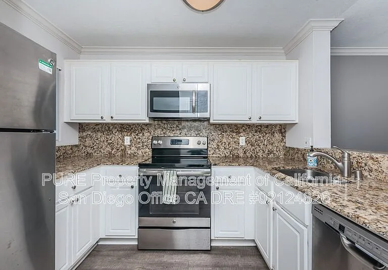 7405 Charmant Dr #2122 — Photo 8