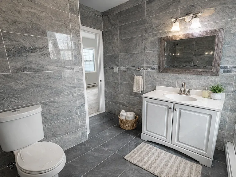 2026 Hertel Ave #4 — Photo 3