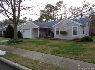 43 Canterbury Dr, Forked River, NJ 08731