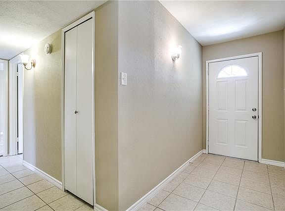 3rd image of 4940 Ward Dr