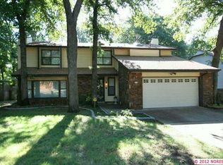 8317 S 8th St E, Broken Arrow, OK 74011