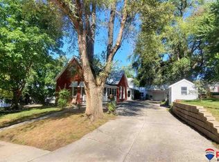 6626 Evans St, Omaha, NE 68104