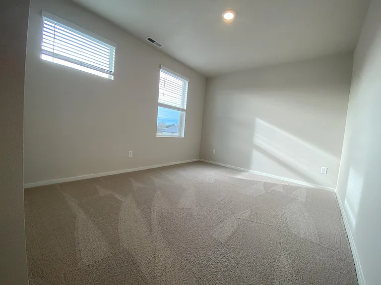 4813 Milo Ave NE — Photo 18