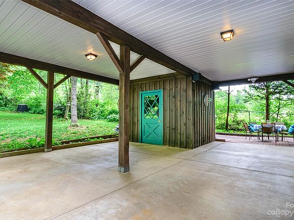 3rd image of 104 Sugar Mill Woods Dr