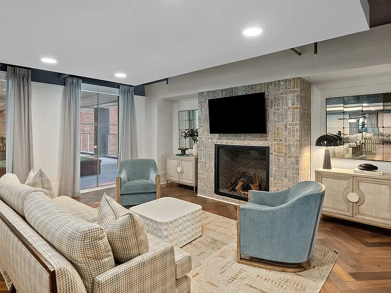 Atlantic on Romney — Photo 11