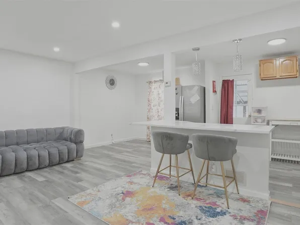 8 Myrtle Avenue, Brentwood, NY 11717