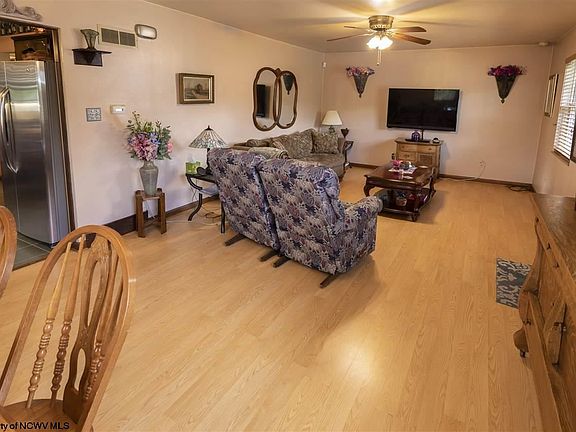 5th image of 101 North St