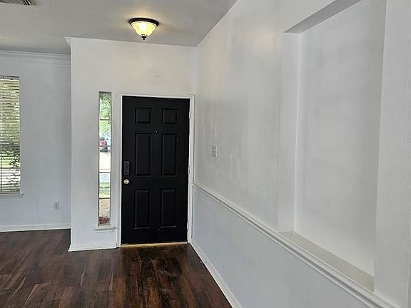 2nd image of 21526 Oakbridge Park Ln