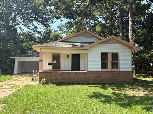 2617 Regent St Photo 1