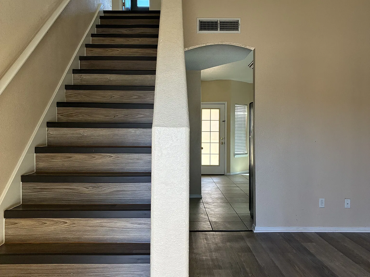 3718 Prairie Rose - 1 — Photo 2