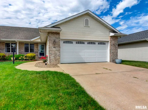 335 Butler Ln, Chatham, IL 62629