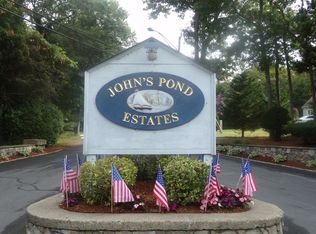 118 Pond Cir, Mashpee, MA 02649