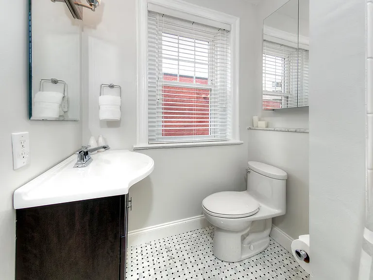 1332 15th St NW #34N — Photo 12