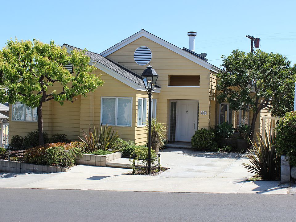 1st image of 526 Marine Ave