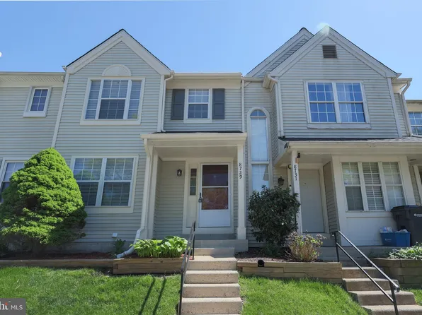 8729 Village Green Ct, Alexandria, VA 22309