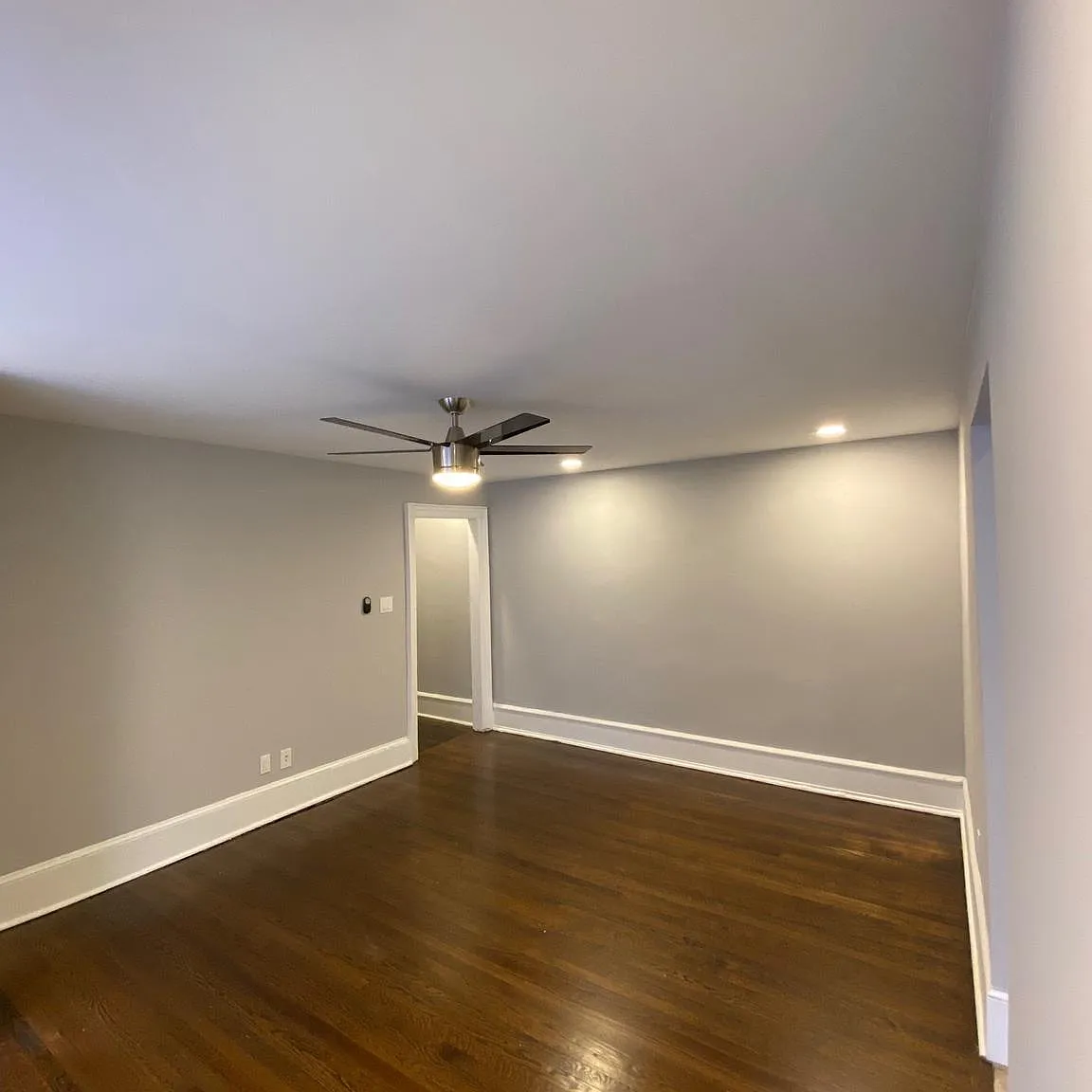 2 bed, 1000 sqft, $1,495 — Photo 3