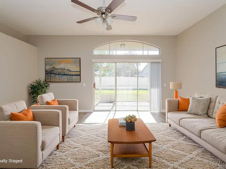 3720 Hollow Wood Dr — Photo 3