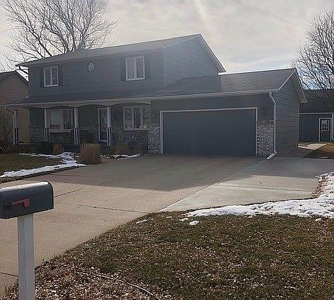 4th image of 1620 Harre Ln