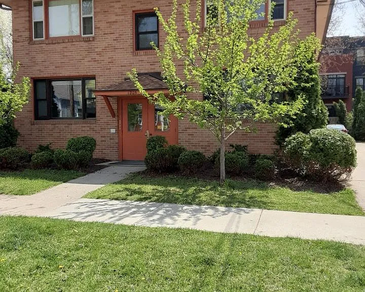 1205 E Mifflin St #3 — Photo 1