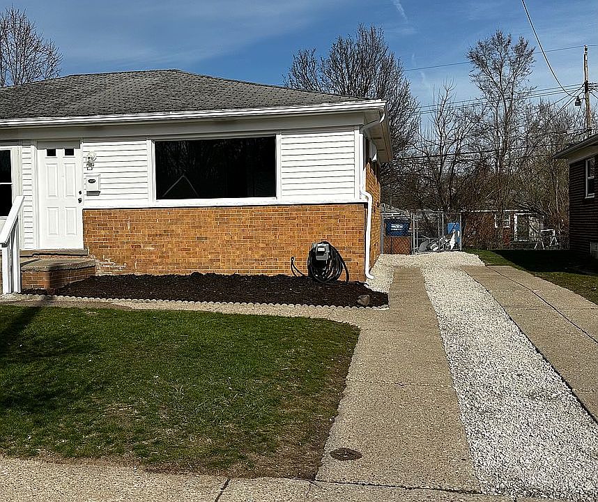 1st image of 2395 Stieber St #97