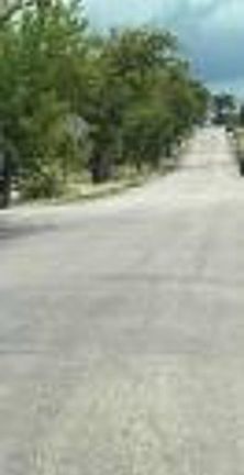 Exterior Neighborhood (street photo)