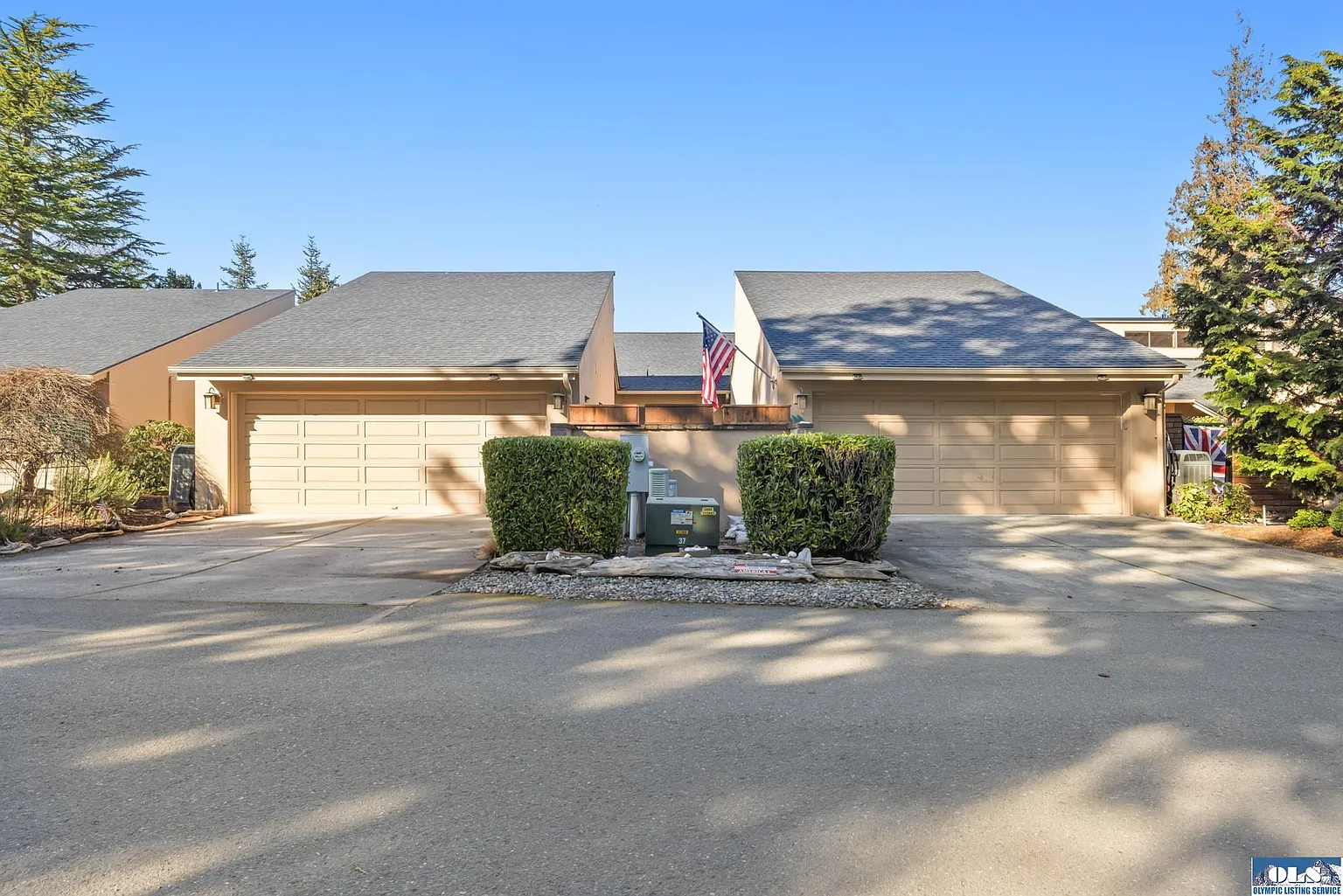108B Hilltop Dr photo 1