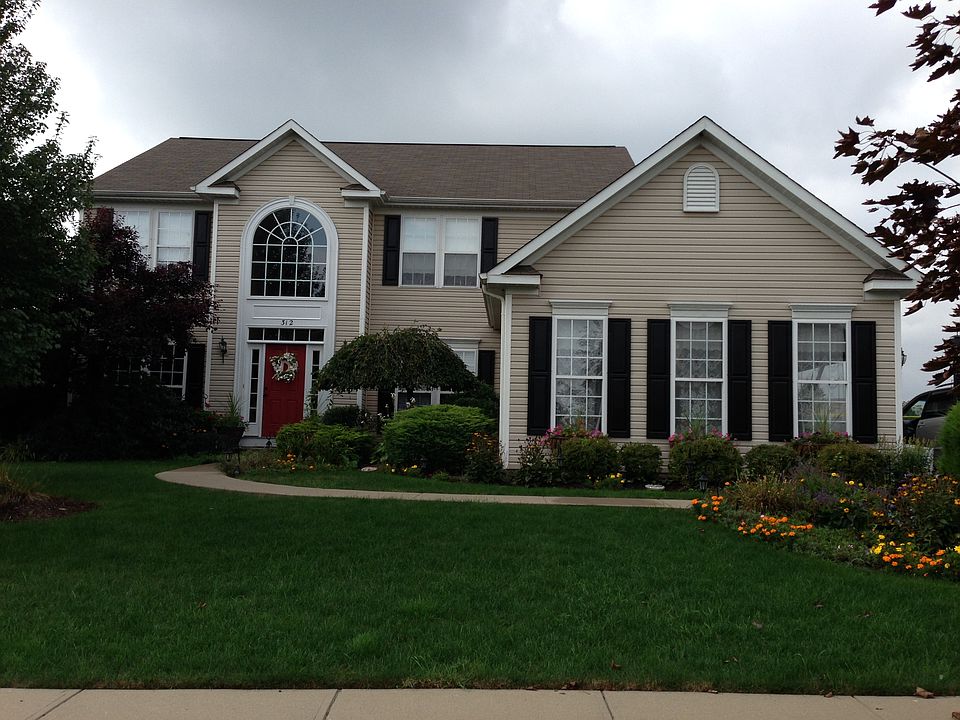 1st image of 312 Cottingham Cir