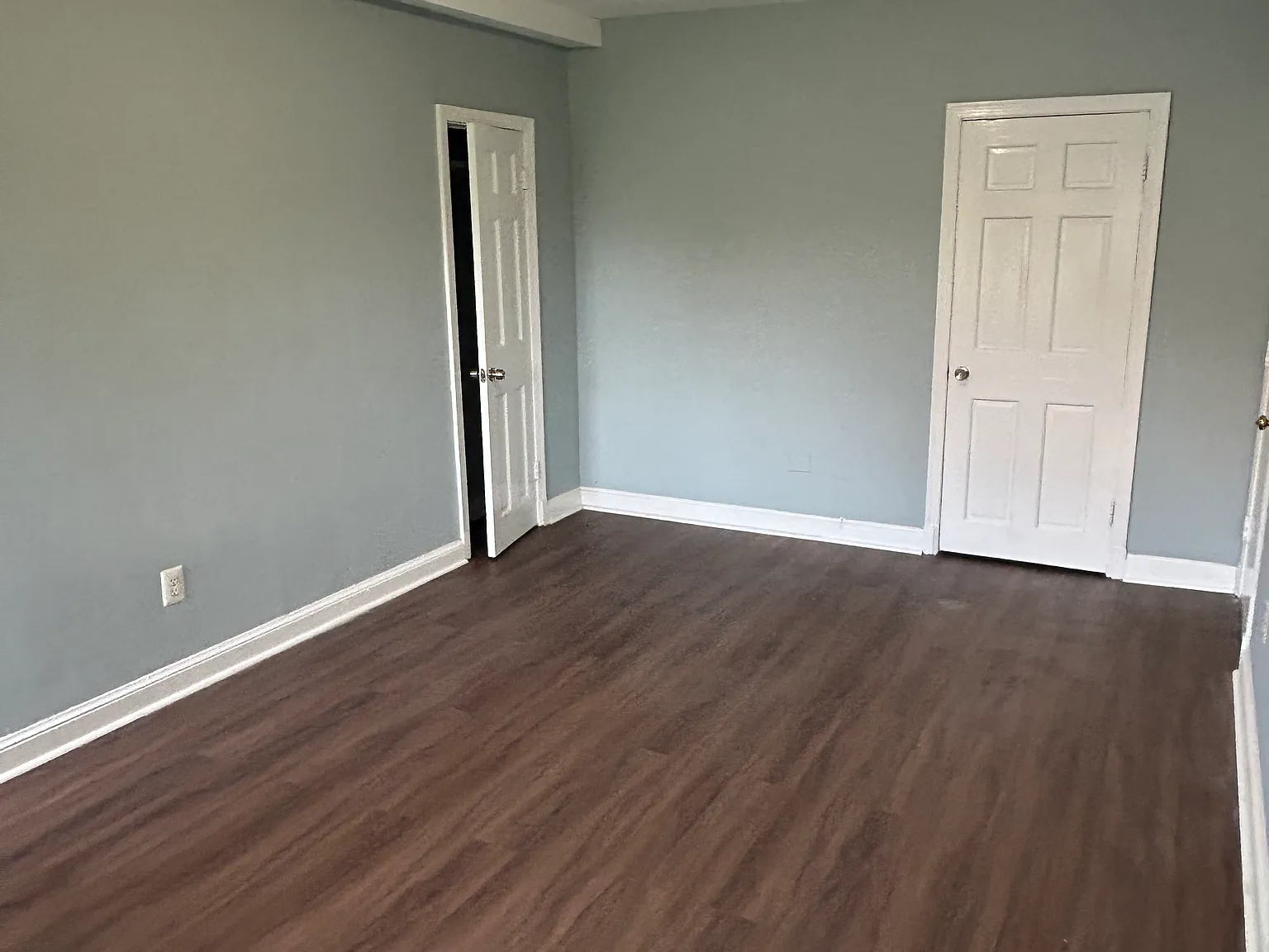 Studio, 500 sqft, $1,350 — Photo 2
