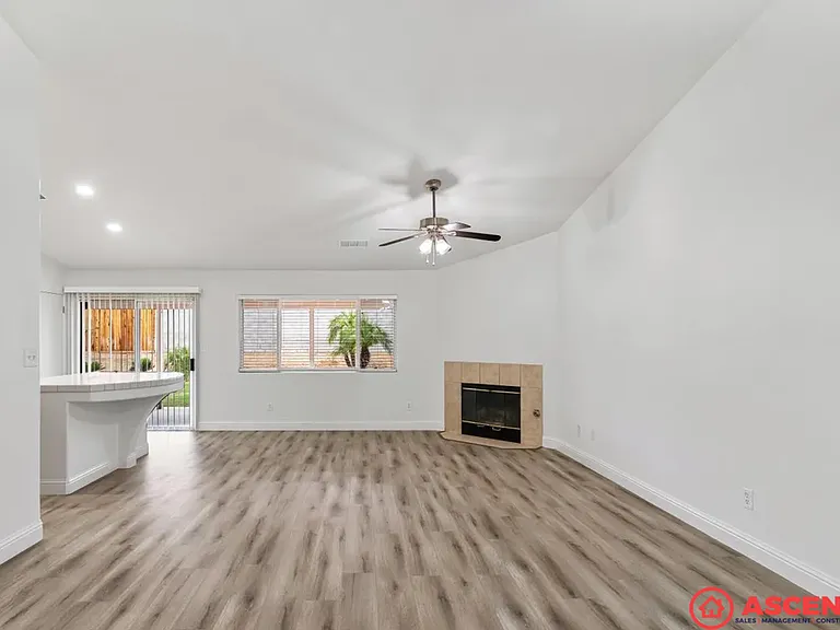 5905 Oneida Falls Dr — Photo 5