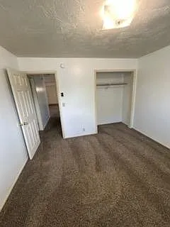 249 N 8 W — Photo 12