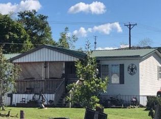 3899 Maple Acres Rd, Bluefield, WV 24701