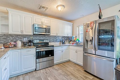4th image of 7807 Pine Hawk Ln