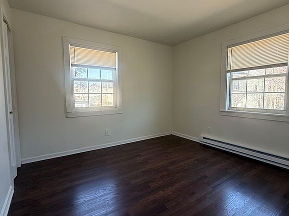 4th image of 82 Fremont St #64647C043