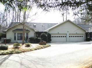 975 Oak Creek Rd #A, Franklin, NC 28734