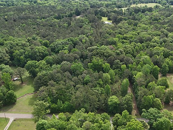 4th image of 341 Pine Acres