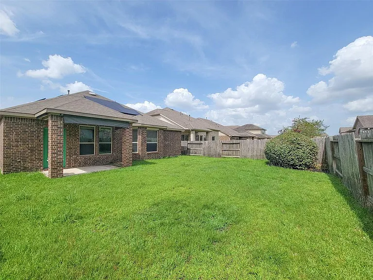 9718 Justin Ridge Ln — Photo 40