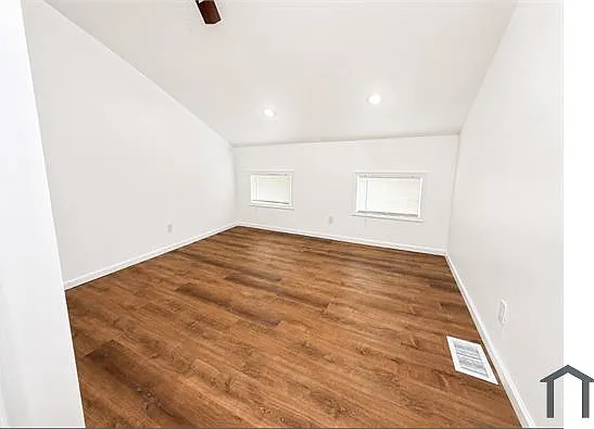 318 N Paca St #7 — Photo 6
